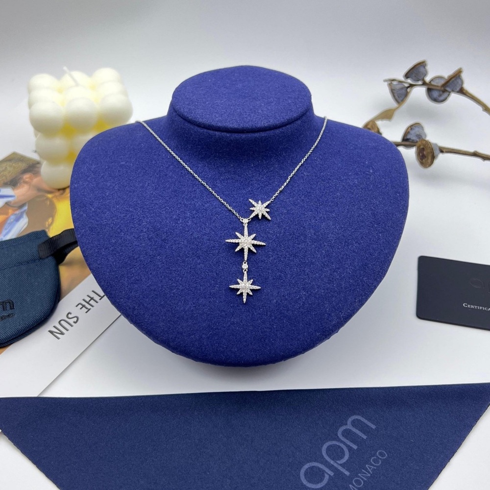 APM Monaco six-pointed star three-star adjustable necklace